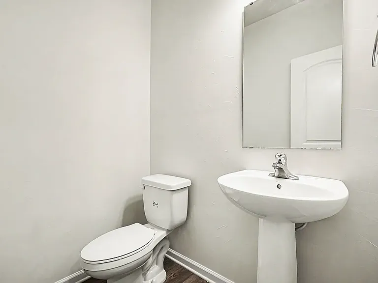 1007 Maylen Trce — Photo 22