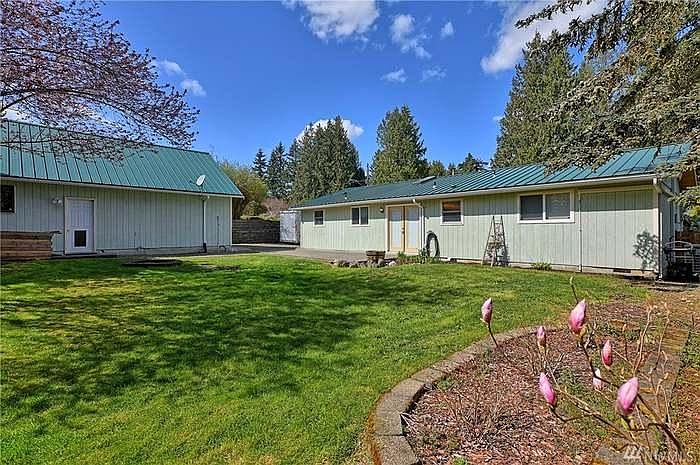 2nd image of 9512 62nd Pl SE