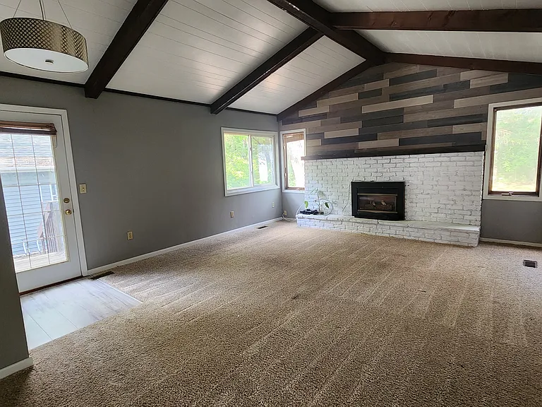 8949 Xylite St NE — Photo 8