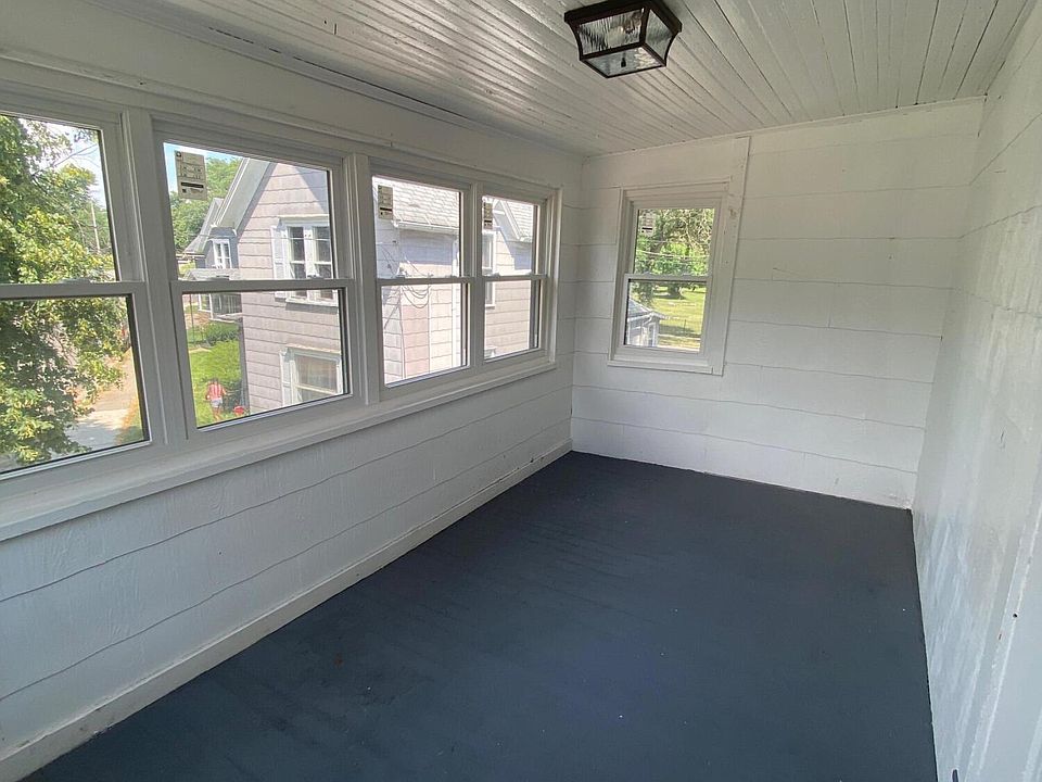 13th image of 1109 Greenwood Ave