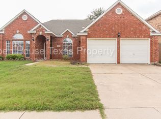 1721 Brook Ln, Flower Mound, TX 75028