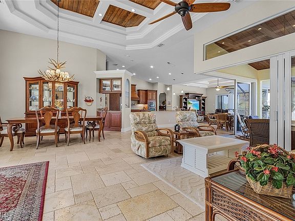 5th image of 7602 Caloosa Dr