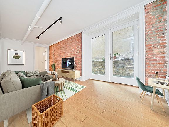 2nd image of 42 Grove St