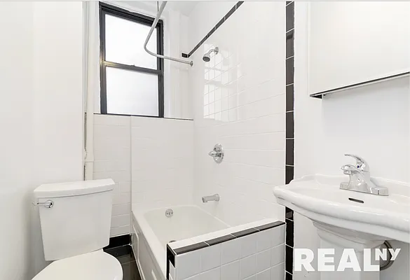 Rented by REAL New York | media 5