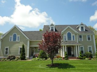 24 Garrett Rd, North Attleboro, MA 02760