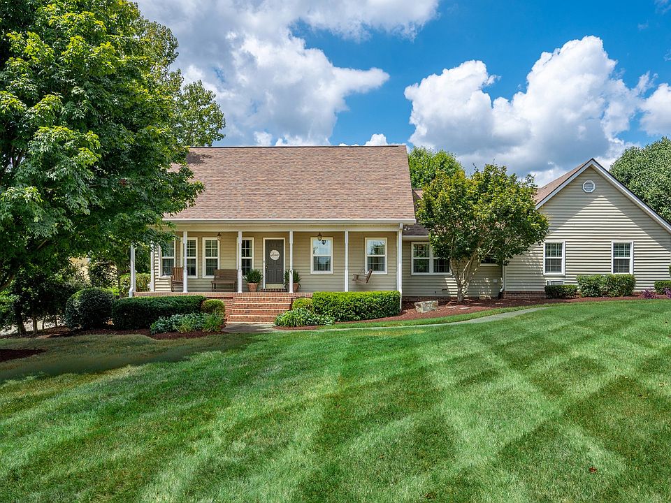 1st image of 1013 Countrywood Dr