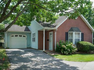 55 Datchet Close #1000, Freehold, NJ 07728