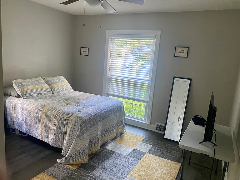 3509 Warner Ave — Photo 10