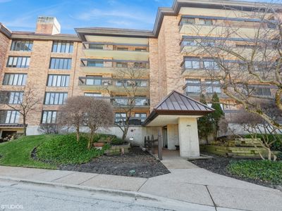 3801 Mission Hills Rd APT 308, Northbrook, IL, 60062