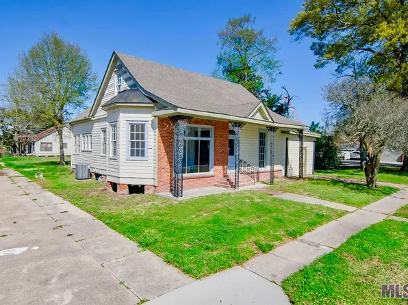 120 Chetimatches St, Donaldsonville, LA 70346