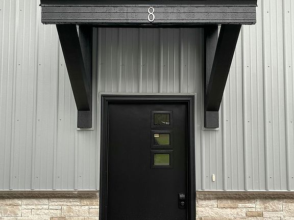 4th image of 10371 N Cedar Dr #8