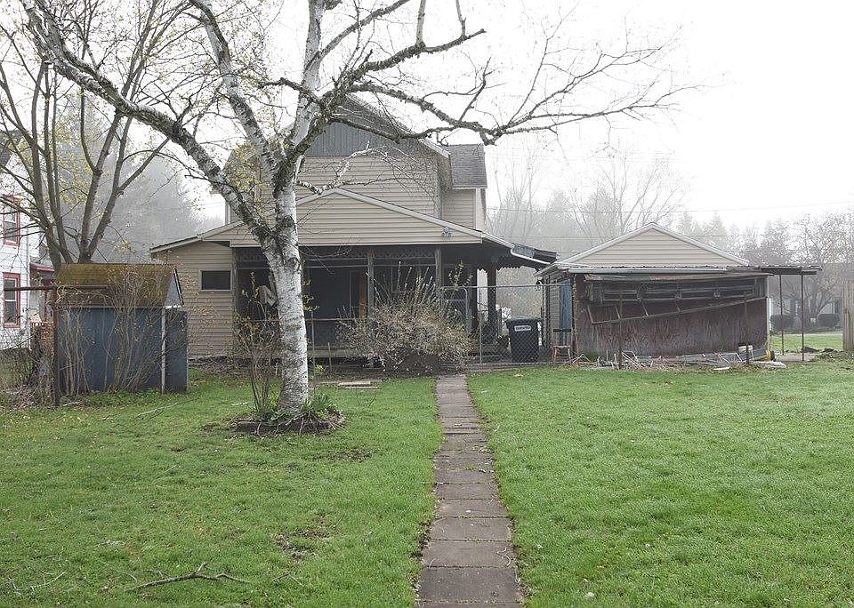 2nd image of 31 Hammond St