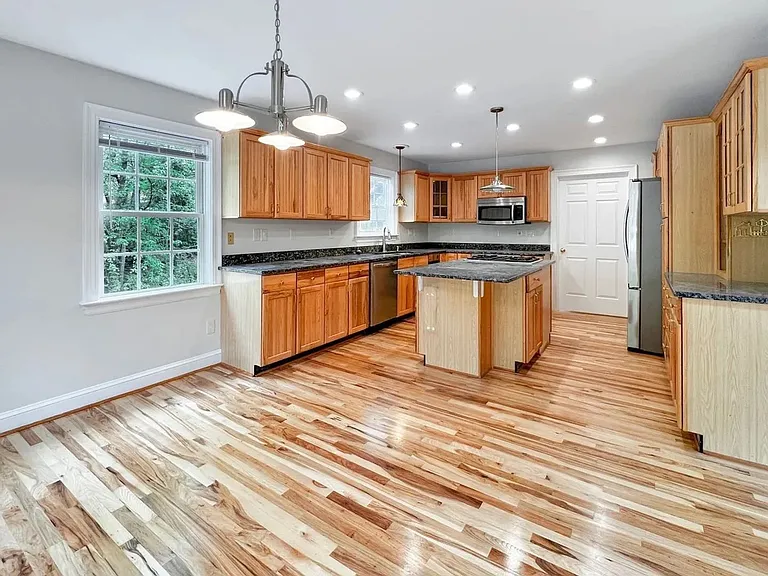 8651 Nesslewood Rd — Photo 11