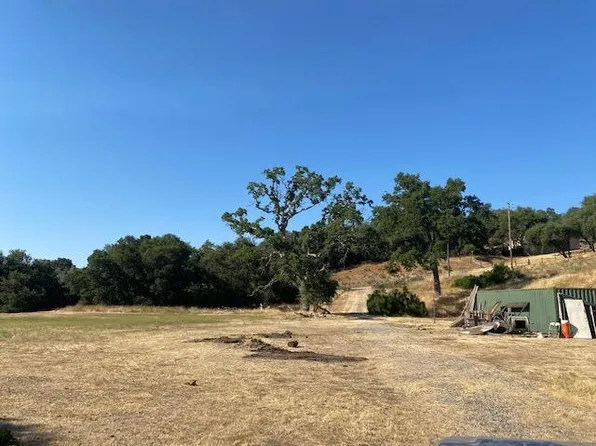 3973 Golden Hill Ct, Mokelumne Hill, CA 95245