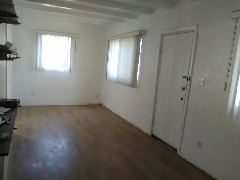 3344 E Flower St #1 — Photo 1