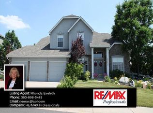 2432 W Dry Creek Ct, Littleton, CO 80120