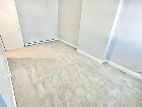 3rd image of 1449 Proescher St Unit B