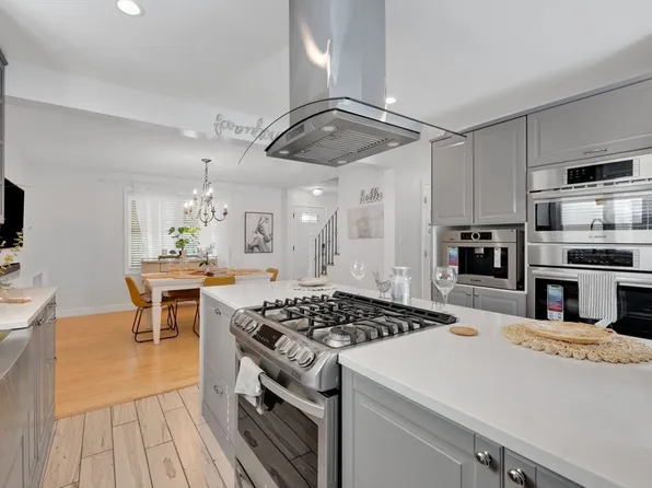 45 Olney Ave, Springfield, MA 01119