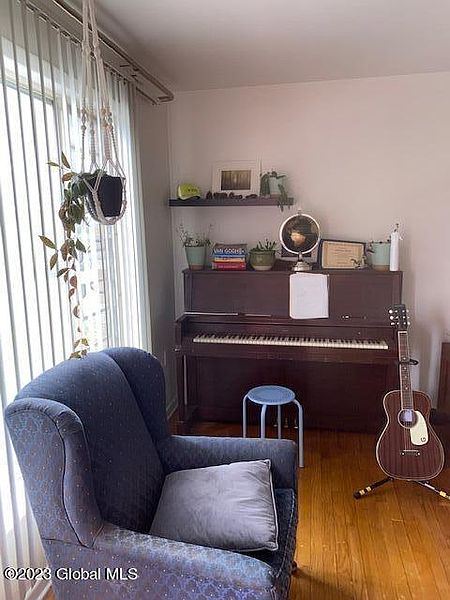 5th image of 78 Cottage Avenue