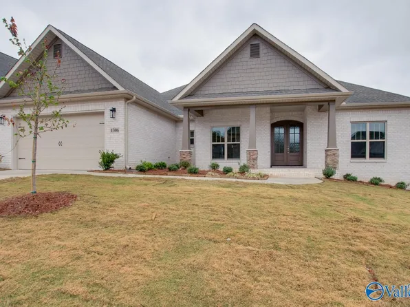 1306 Hackberry Ln, Huntsville, AL 35803