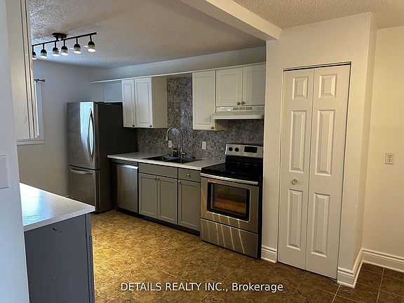 4th image of 733 Saint Isidore Rd