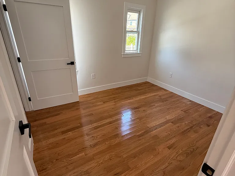 5 Walnut Ave #2 — Photo 4
