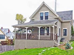 5 Vautrinot Ave, Hull, MA 02045