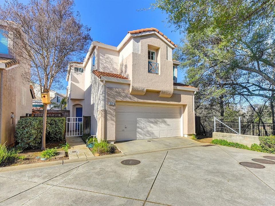 1st image of 227 Golden Oak Ct