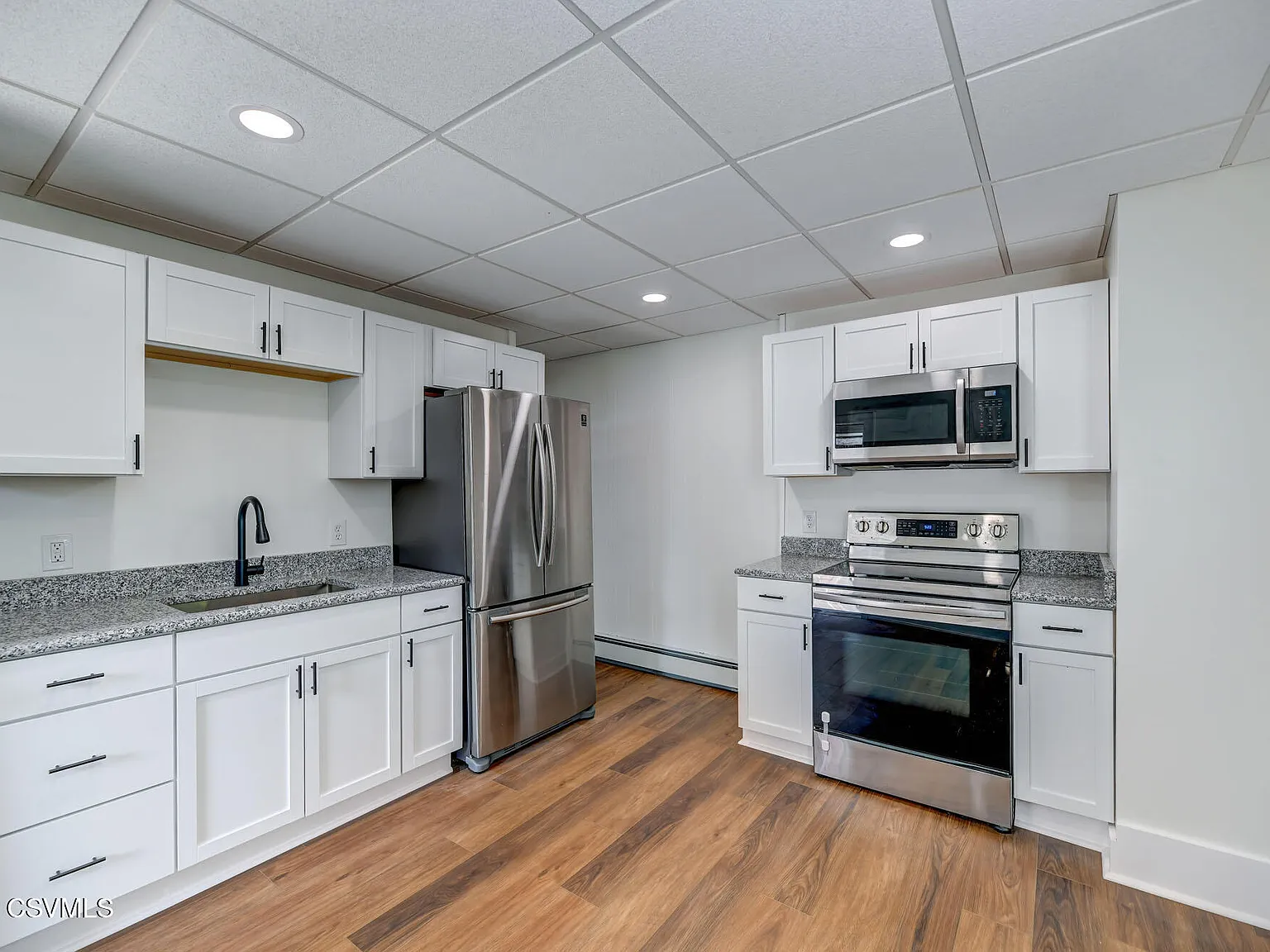 2 bed, 1192 sqft, $1,300 — Photo 2