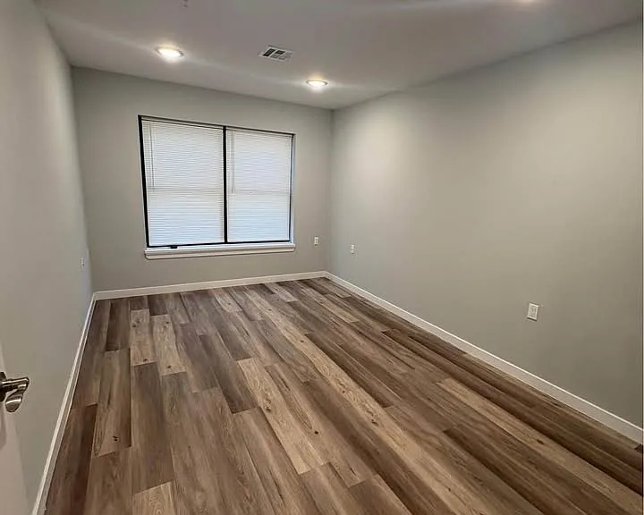 362 Hamilton Ave #101 — Photo 5