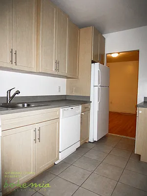 Rented by Bohemia Realty Group | media 23