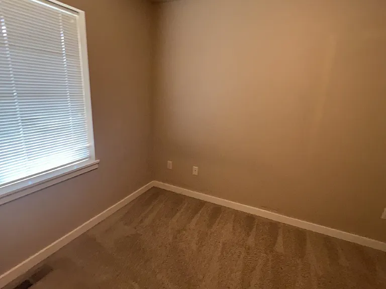789A Longbow Ln — Photo 2