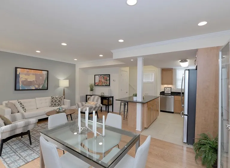 200 Independence Dr #2 — Photo 2