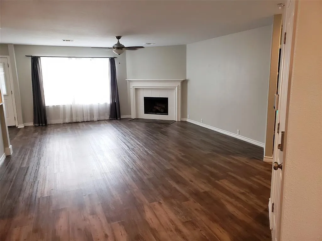 4 bed, 2.5 bath, 3173 sqft, $2,495 — Photo 2