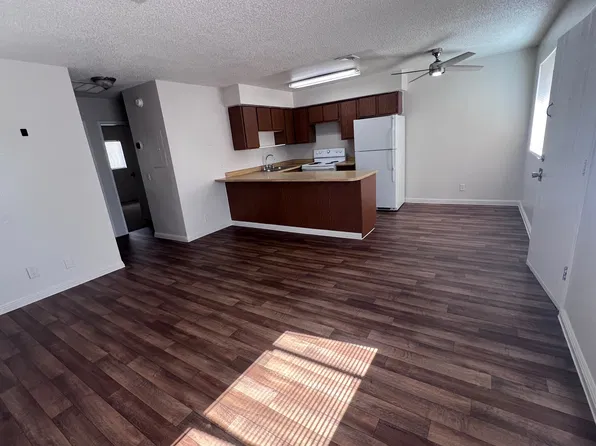 1425 Henry Dr APT D, Las Vegas, NV 89110