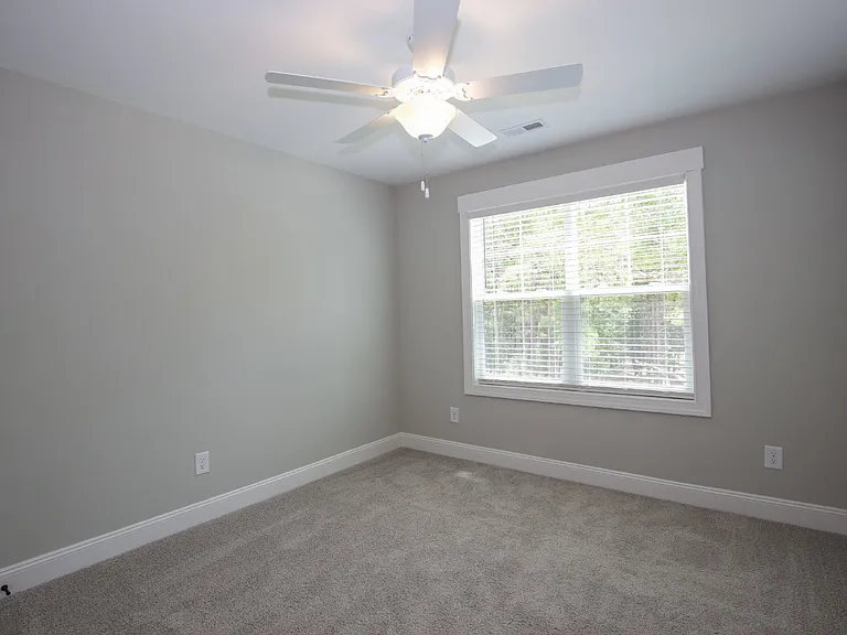 1021 Juniper Lake Rd — Photo 36