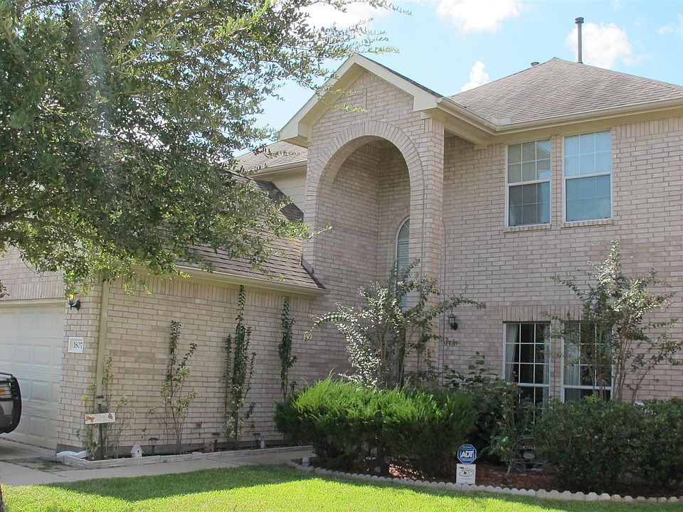 1st image of 1807 Winding Trail Ln