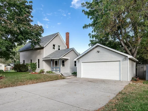 801 Girard St, Hudson, WI 54016