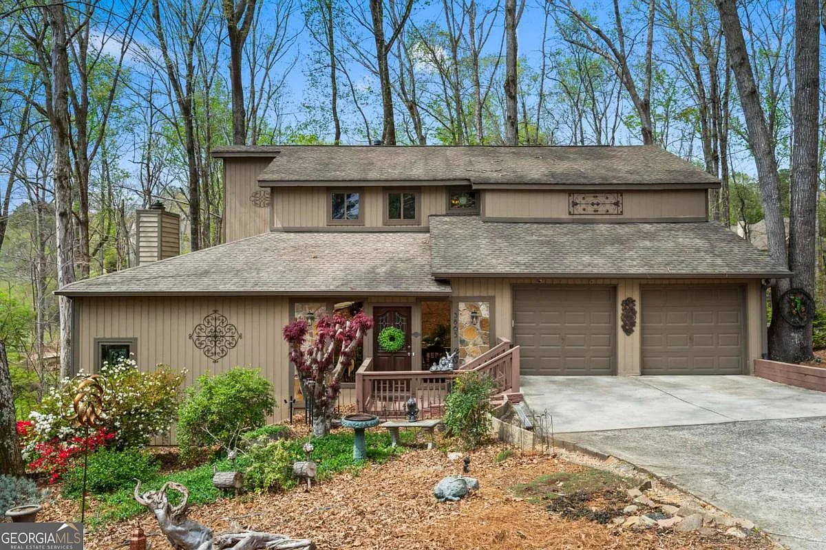3865 Mabry Rd NE photo 1