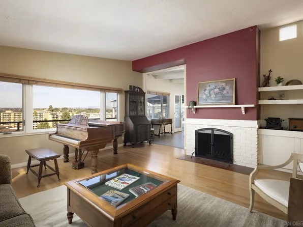 8050 Fairview Ave, La Mesa, CA 91941