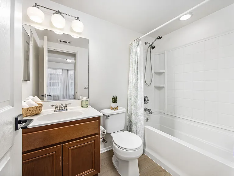 16913 Laurel Hill Ln #133 — Photo 15