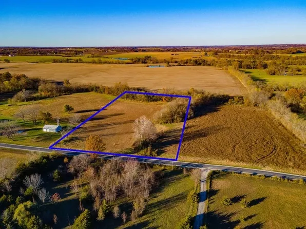 E 283rd St, Harrisonville, MO 64701
