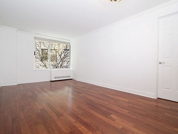 2nd image of 270 W 17th St APT 3B