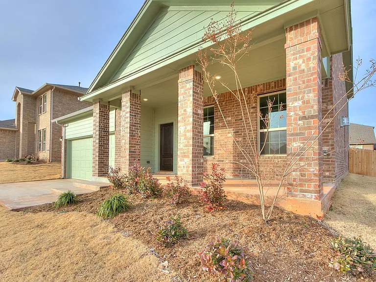 9601 Squire Ln — Photo 1