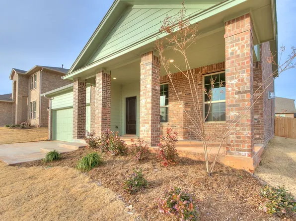 9601 Squire Ln, Yukon, OK 73099