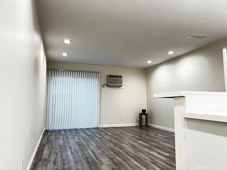 7631 Amazon Dr — Photo 9