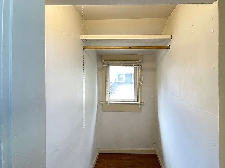 291 — Photo 26