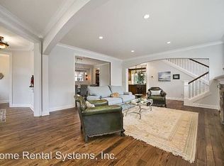 412 Rice St E, Wayzata, MN 55391