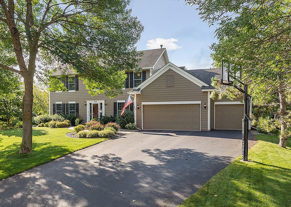 1st image of 3339 Charleston Dr