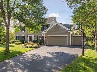 3339 Charleston Dr, Woodbury, MN 55129
